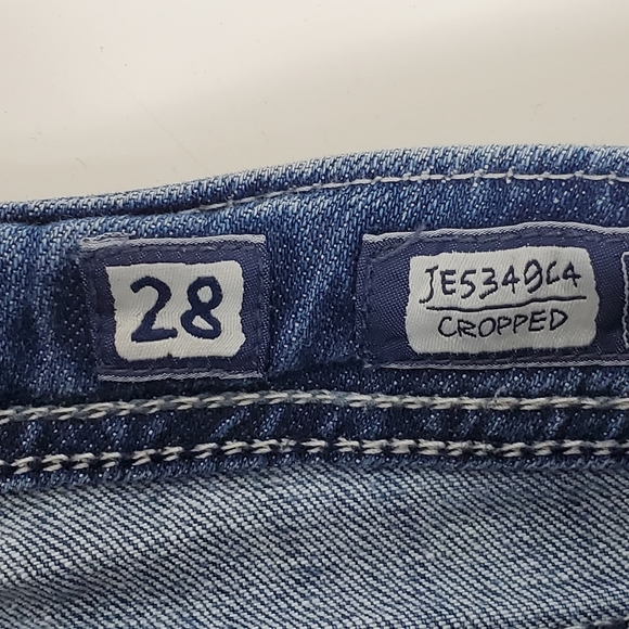 Miss Me embroidered studded rhinestone cropped jeans JE34GC4 size 28 - Picture 8 of 14